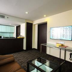 Hotel Royal Bangkok Chinatown Бангкок в номере фото 2