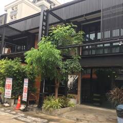Yotaka The Hostel@Bangkok парковка