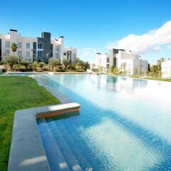 Отель El Plantio Golf Resort бассейн фото 2