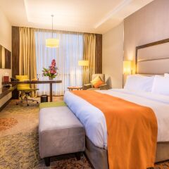 Отель Holiday Inn Jeddah Gateway комната для гостей