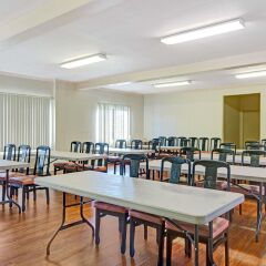 Отель Lynwood Century Freeway Travelodge Линвуд помещение для мероприятий