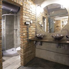 Отель The Doors Apartments Чехия, Прага - отзывы, цены и фото номеров - забронировать отель The Doors Apartments онлайн ванная фото 2