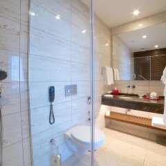 Отель Ramada Istanbul Old City ванная