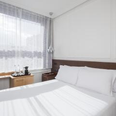 Отель H10 Itaca Испания, Барселона - отзывы, цены и фото номеров - забронировать отель H10 Itaca онлайн комната для гостей фото 5