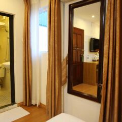 Отель Family Holiday Hotel Вьетнам, Ханой - отзывы, цены и фото номеров - забронировать отель Family Holiday Hotel онлайн ванная