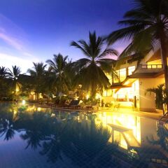 Отель First Bungalow Beach Resort бассейн фото 4