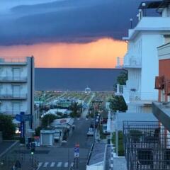 Hotel Sissi-rivazzurra Di Rimini Римини фото 3