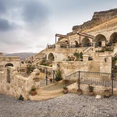 Отель Kayakapi Premium Caves Cappadocia городской автобус