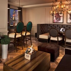 Отель The LINQ Hotel & Casino США, Лас-Вегас - 9 отзывов об отеле, цены и фото номеров - забронировать отель The LINQ Hotel & Casino онлайн интерьер отеля