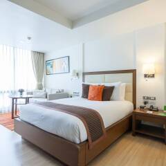 Отель Oakwood Residence Sukhumvit 24, Bangkok комната для гостей фото 4