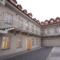 Апартаменты Old Town Apartments Прага парковка