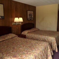 Отель Budget Host Stone's Motel комната для гостей фото 4