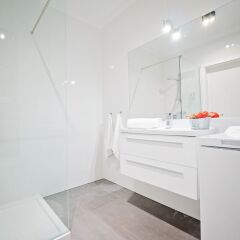 Отель Apartamenty Homely Place City ванная