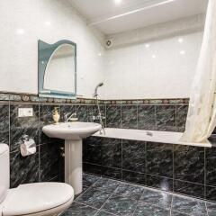 Отель Roomp Romenskaya Санкт-Петербург ванная