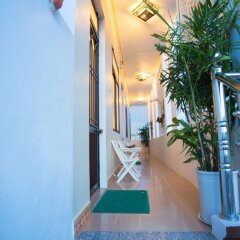 Отель Holy Land Homestay балкон