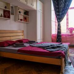 Opera Rooms&Hostel комната для гостей фото 4