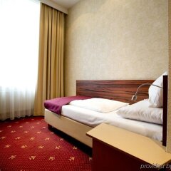 Отель Fuerst Metternich (4 Nts Min) Вена комната для гостей фото 3