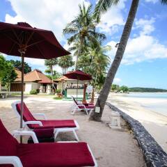 Отель The Briza Beach Resort, Samui пляж фото 2