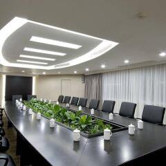 King Garden Hotel