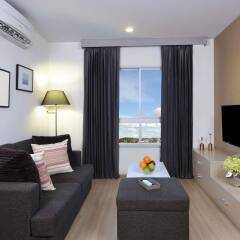 Отель The Grass Serviced Suites by At Mind комната для гостей фото 4