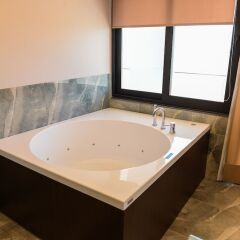 Brilliant Hotel & Spa Голем спа