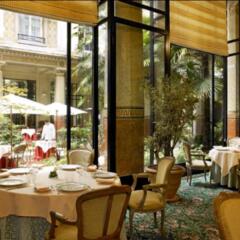 Prince de Galles, a Luxury Collection hotel, Paris питание фото 3