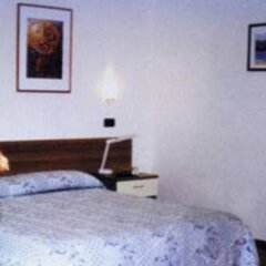 Отель Albergo Ristorante Da Tonino Италия, Реканати - отзывы, цены и фото номеров - забронировать отель Albergo Ristorante Da Tonino онлайн сейф в номере