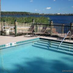 Отель Bryan's Spanish Cove by Diamond Resorts бассейн