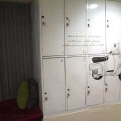 I-Sleep Silom Hostel сейф в номере
