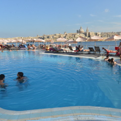 Отель Fortina Spa Resort бассейн