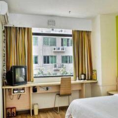 Отель 7 Days Inn Fengcheng Ren Min Road Branch удобства в номере