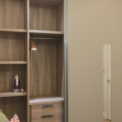 Отель Trafalgar Luxury Suites сейф в номере