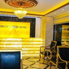Deluxe Newport Hotel фото 2