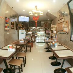 I-kroon Café & Hotel питание