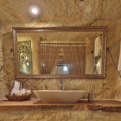 Отель Asuwari Suites Cappadocia ванная
