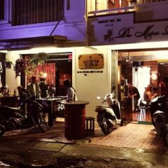 Tay Backpackers Hostel Далат питание
