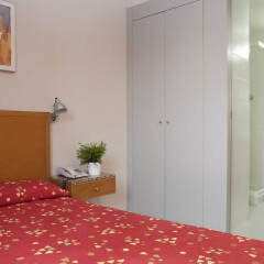 Отель Hostal Lami сауна