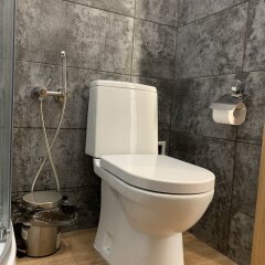 Гостиница Fox Inn в Лисьем носе отзывы, цены и фото номеров - забронировать гостиницу Fox Inn онлайн Лисий Нос ванная фото 2
