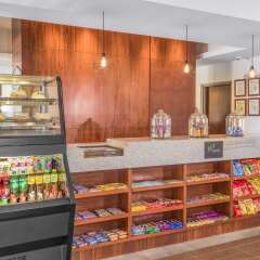 Отель Hampton Inn & Suites By Hilton Los Cabos Сан-Хосе-дель-Кабо питание