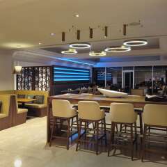 Отель Lisbon Marriott Hotel Португалия, Лиссабон - отзывы, цены и фото номеров - забронировать отель Lisbon Marriott Hotel онлайн гостиничный бар