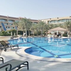 Al Raha Beach Hotel Villas бассейн фото 3