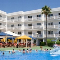 Отель Gran Santa Ponsa бассейн фото 2