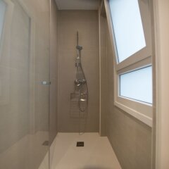Отель Playa Concha - Iberorent Apartments Испания, Сан-Себастьян - отзывы, цены и фото номеров - забронировать отель Playa Concha - Iberorent Apartments онлайн ванная фото 2