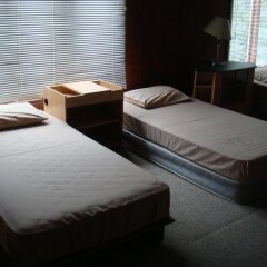 Отель Vancouver Backpacker House Канада, Бурнаби - отзывы, цены и фото номеров - забронировать отель Vancouver Backpacker House онлайн спа