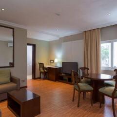 Отель Park Inn by Radisson, Lagos Victoria Island комната для гостей