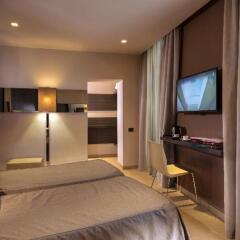Hotel Condotti 3* Стандартный номер с двуспальной кроватью фото 15
