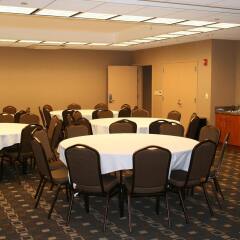 Отель Hampton Inn New York - LaGuardia Airport США, Нью-Йорк - отзывы, цены и фото номеров - забронировать отель Hampton Inn New York - LaGuardia Airport онлайн помещение для мероприятий фото 2