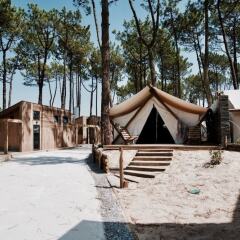 Отель Bukubaki eco surf resort