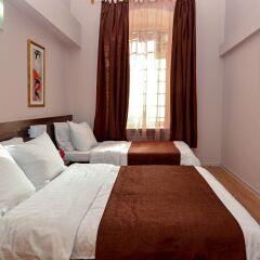 Istanbul Hotel Тбилиси комната для гостей фото 4