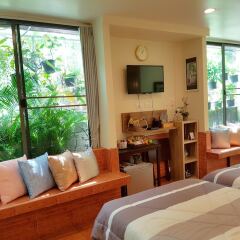 Отель OYO 812 Nature House Бангкок гостиничный бар